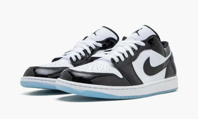 Кроссовки Air Jordan 1 Low SE «Concord» черный