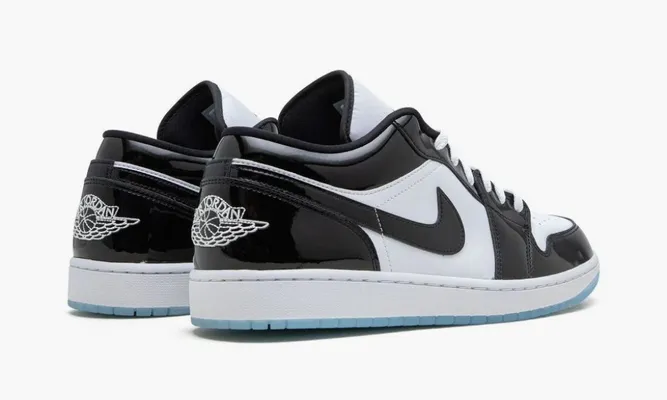 Кроссовки Air Jordan 1 Low SE «Concord» черный