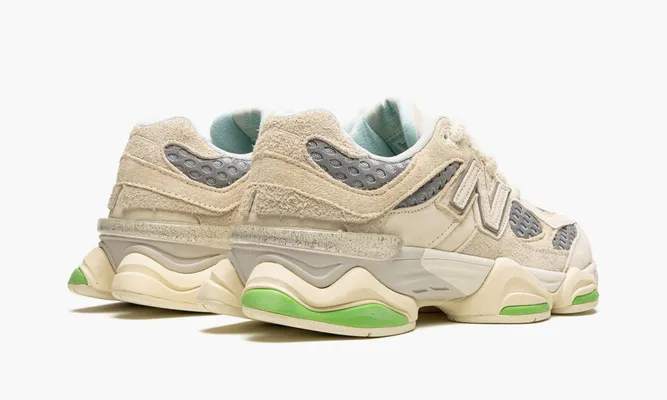 Кроссовки New Balance 9060 «Bricks And Wood» бежевый