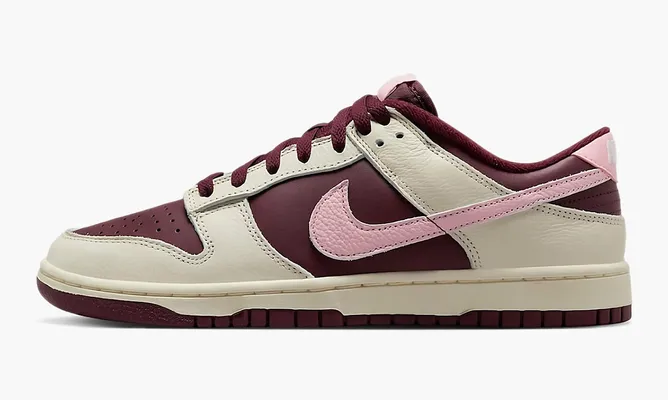 Кроссовки Nike Dunk Low Retro PRM «Valentine's Day 2023» кремовый