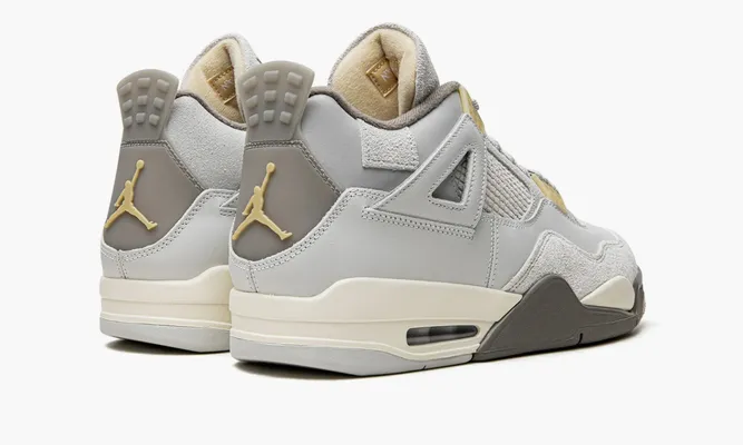 Кроссовки Air Jordan 4 Retro SE «Craft Photon Dust» серый
