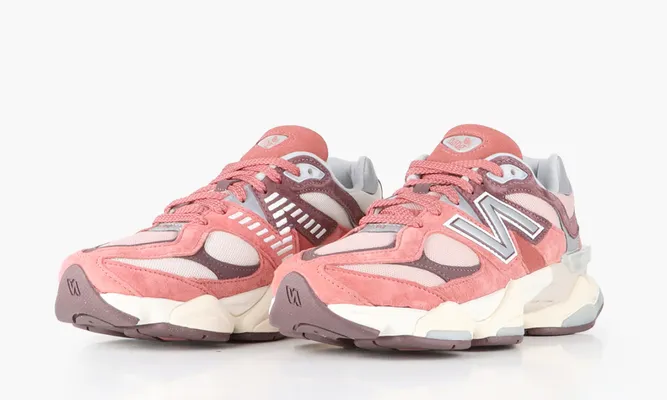 Кроссовки New Balance 9060 «Cherry Blossom» розовый