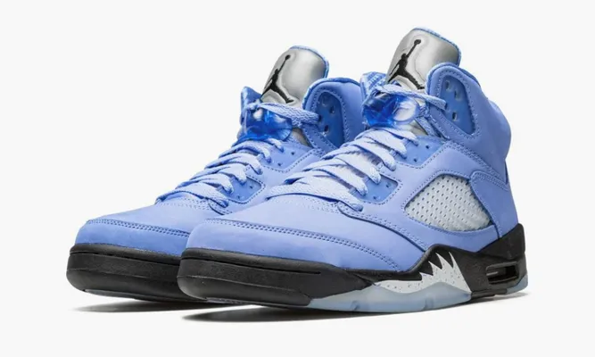 Кроссовки Air Jordan 5 Retro «Unc University Blue» lightBlue
