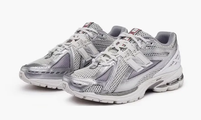 Кроссовки New Balance 1906r «Urbancore Silver» серый