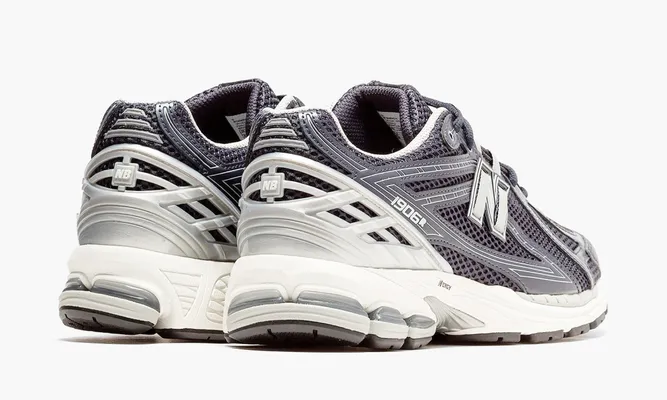 Кроссовки New Balance 1906r «Eclipse» черный