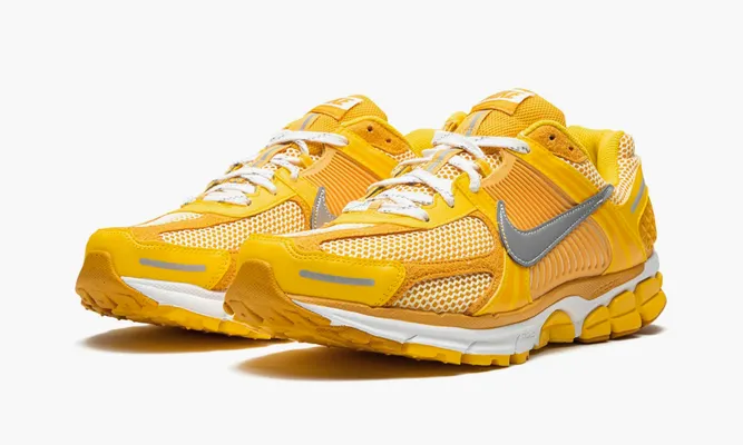 Кроссовки Nike Zoom Vomero 5 «Yellow Ochre» желтый