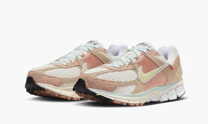Кроссовки Nike Zoom Vomero 5 «Have A Day» оранжевый
