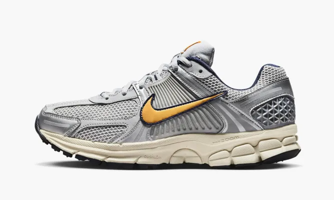 Кроссовки Nike Zoom Vomero 5 «Pure Platinum Laser Orange» оранжевый