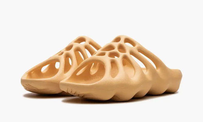 Кроссовки Yeezy 450 Slide «Cream» бежевый