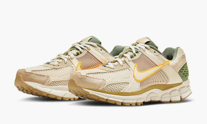 Кроссовки Nike Zoom Vomero 5 WMNS «Sail Laser Orange Medium Olive» бежевый