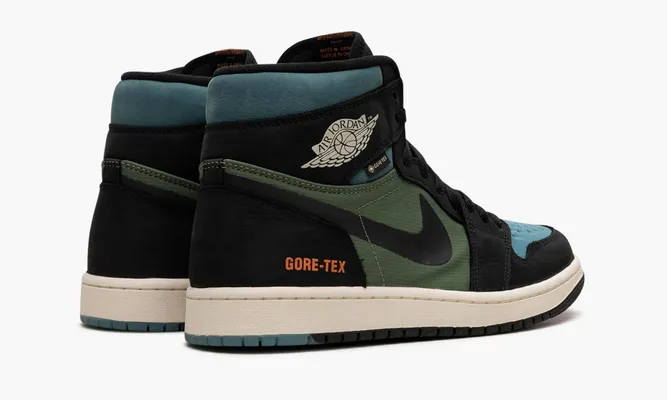 Кроссовки Air Jordan 1 Retro High Element «Gore-tex Sky J Black Olive» зеленый