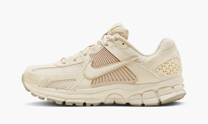 Кроссовки Nike Zoom Vomero 5 WMNS «Sail Light Orewood Brown» кремовый