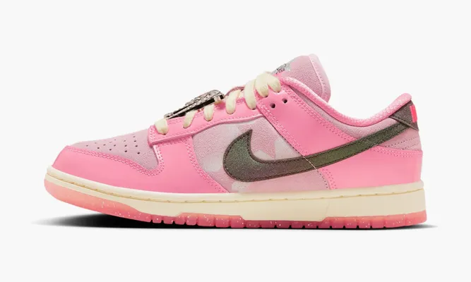 Кроссовки Nike Dunk Low WMNS «Barbie» розовый