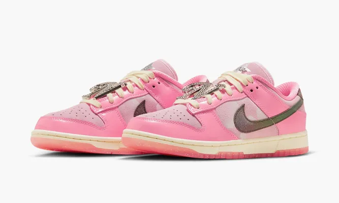 Кроссовки Nike Dunk Low WMNS «Barbie» розовый