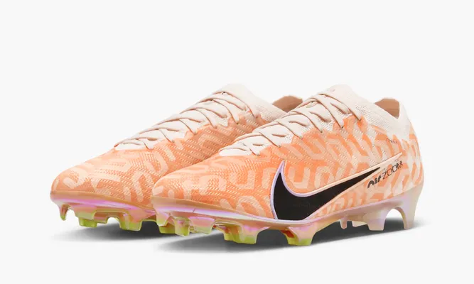 Для футбола Nike Mercurial Vapor 15 Elite «Guava Ice Black» оранжевый
