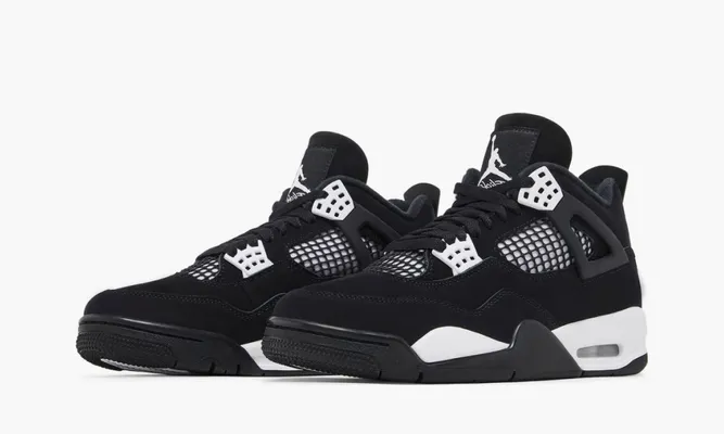 Кроссовки  Air Jordan 4 Retro «White Thunder» черный