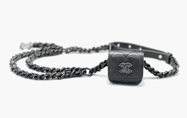 Аксессуары  Chanel СС Mini Calfskin Leather Headphones Case Bag «Black» черный