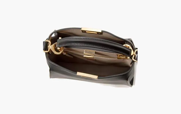 Сумки Fendi Peekaboo Iconic Essential Leather Tote Bag «Black» черный