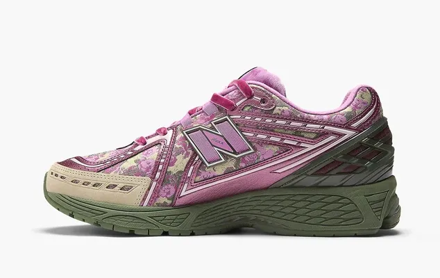 Кроссовки New Balance 1906R & Jack Harlow «Rose Runner» розовый