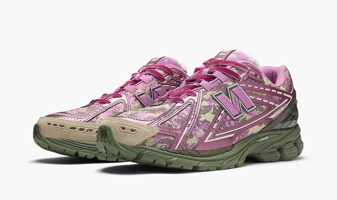 Кроссовки New Balance 1906R & Jack Harlow «Rose Runner» розовый
