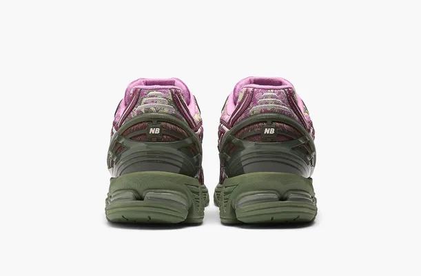Кроссовки New Balance 1906R & Jack Harlow «Rose Runner» розовый