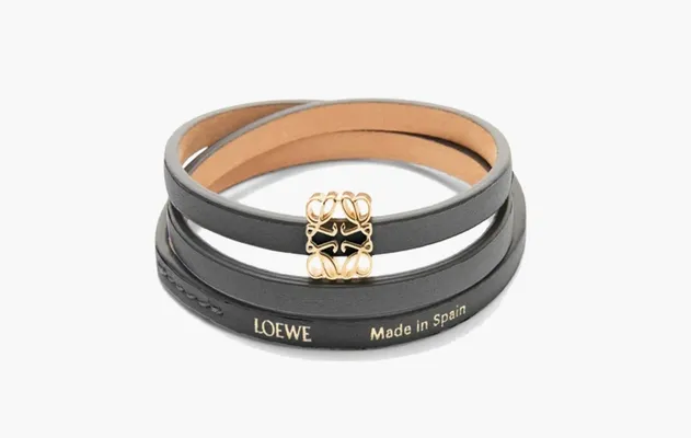 Аксессуары Loewe Anagram Dice Calfskin Leather Twist Bangle «Black» черный
