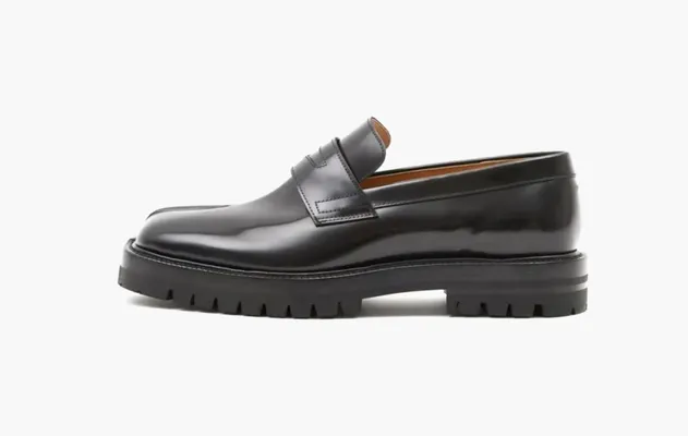 Обувь Maison Margiela Tabi Shiny Leather Loafer «Black» черный