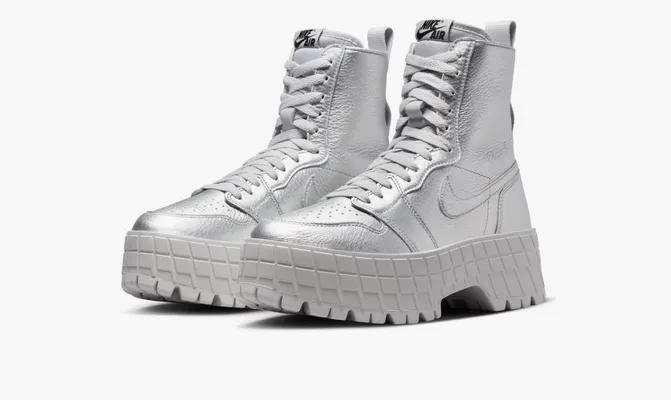 Кроссовки Air Jordan 1 High Brooklyn WMNS «Metallic Silver» серебряный