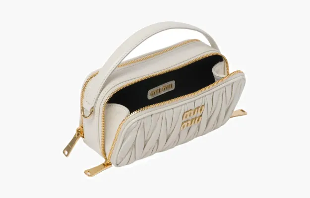 Сумки Miu Miu Matelassé Nappa Leather Shoulder Bag «White» 