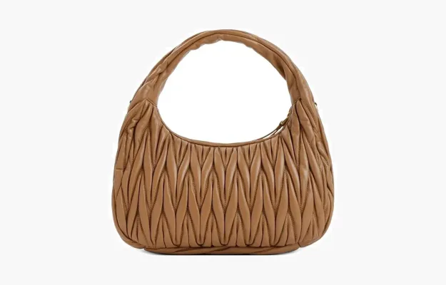 Сумки Miu Miu Matelasse Mini Hobo Bag «Caramel» 