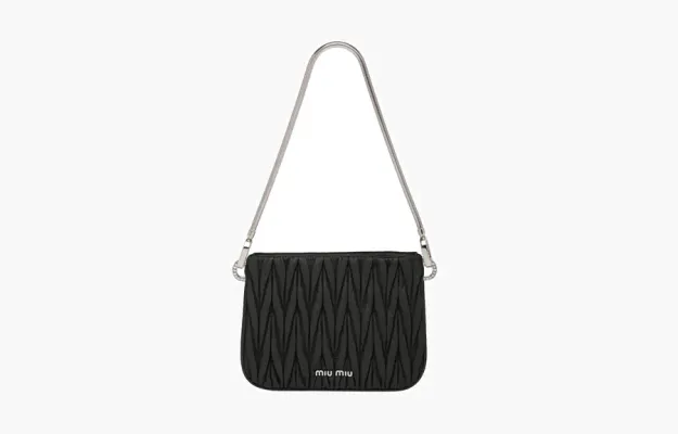 Сумки Miu Miu Sassy Matelasse Nappa Leather Shoulder Bag «Black» 