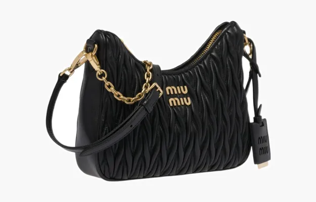 Сумки Miu Miu Shoulder bag in matlasse «Black» 