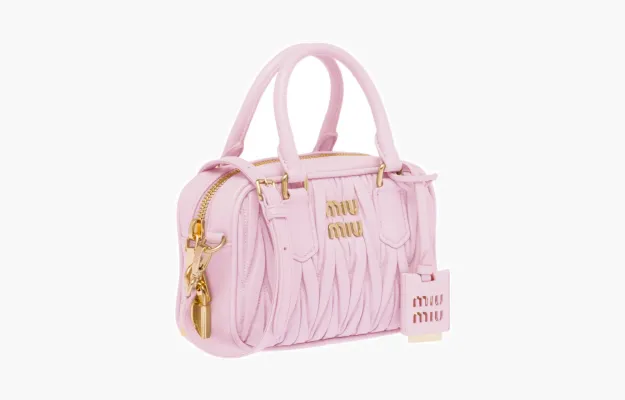 Сумки Miu Miu Matelassé Nappa Leather Top-handle Bag «Pink» розовый
