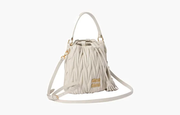 Сумки Miu Miu Matelasse Nappa Leather Bucket Bag «White» 