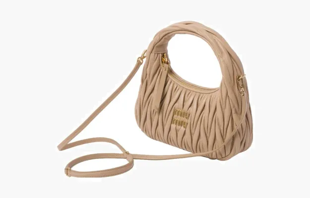 Сумки Miu Miu Wander Materasse Nappa Leather Mini Hobo Tote Bag «Beige» 
