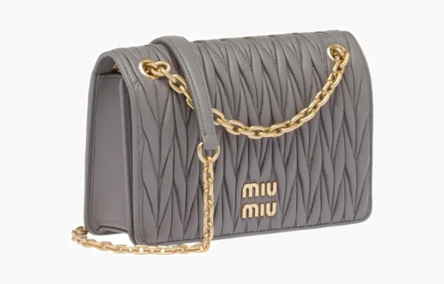 Сумки Miu Miu Matelassé Shoulder Bag «Grey» 