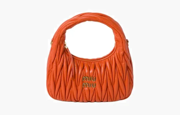 Сумки Miu Miu Wander Matelassé Nappa Leather Hobo Bag «Orange» 