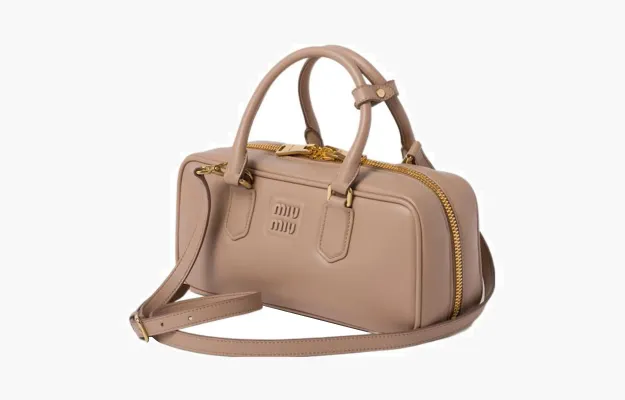 Сумки Miu Miu Arcadie leather bag «Cameo» 