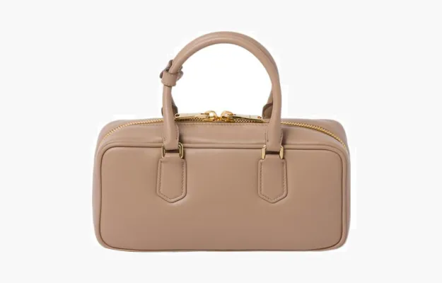 Сумки Miu Miu Arcadie leather bag «Cameo» 
