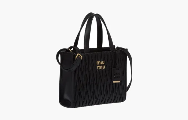 Сумки Miu Miu Materasse Quilted Nappa Leather Tote Bag «Black» 