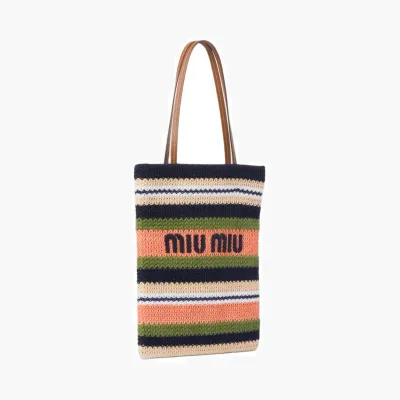 Сумки Miu Miu Crochet tote bag 