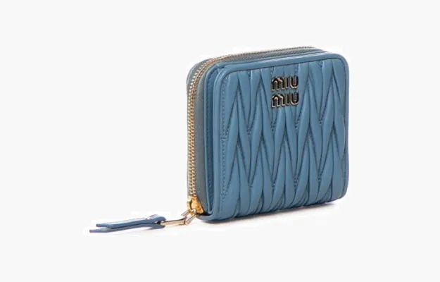 Сумки Miu Miu Round zip wallet «Blue» 