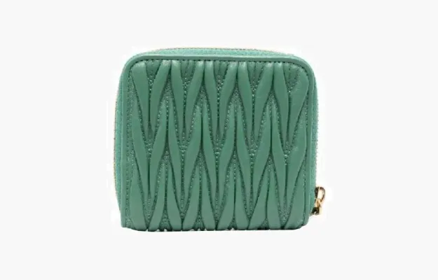 Сумки Miu Miu Bifold Wallet Matelassè «Green» 