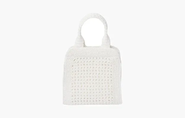 Сумки Miu Miu Raffia-effect Crochet Fabric Tote Bag «White/Beige» 