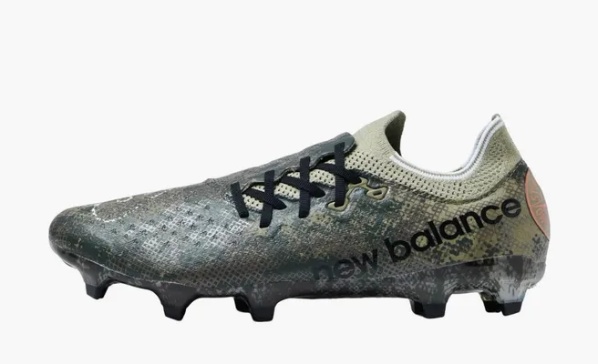 Кроссовки New Balance Furon v7 Pro FG x Stone Island x Raheem Sterling «Camo» зеленый