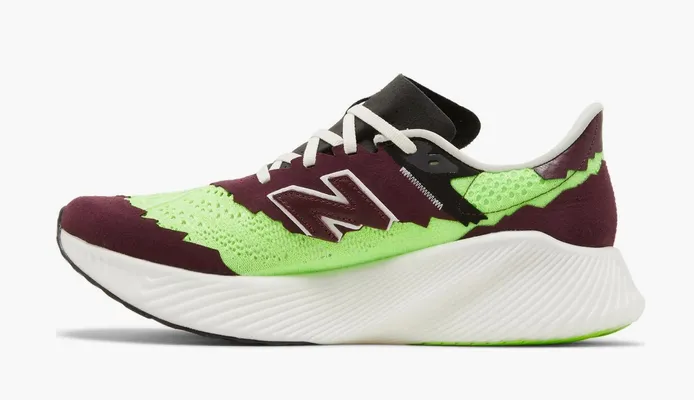 Кроссовки New Balance FuelCell RC Elite v2 x Stone Island x Tokyo Design Studio «Energy Lime» бордовый