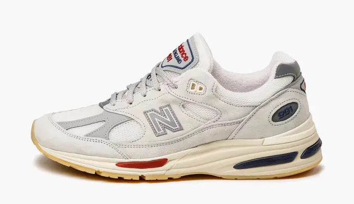 Кроссовки New Balance 991v2 Made in England «Vintage Sport Pack» белый