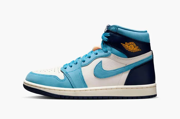 Кроссовки Air Jordan 1 Retro High OG Wmns «First in Flight» синий