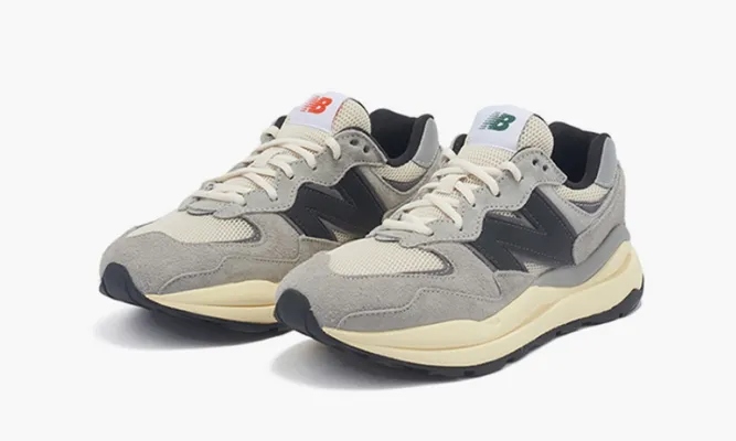 Кроссовки  New Balance 5740 «Grey White Black» серый