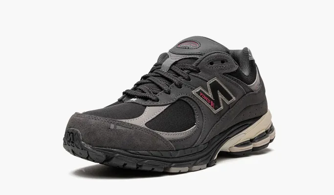 Кроссовки New Balance 2002R «Magnet Hi-Pink» серый